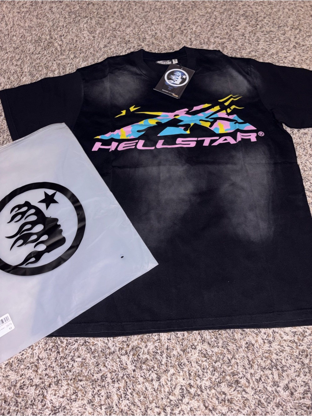 Hellstar Kids Black Short-Sleeve Graphic Tee with Neon Logo